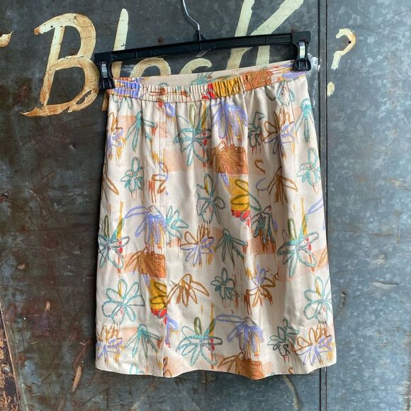 Donna Morgan Silk Multicolor Floral Pencil Lined Skirt, Size 6 - Picture 4 of 10